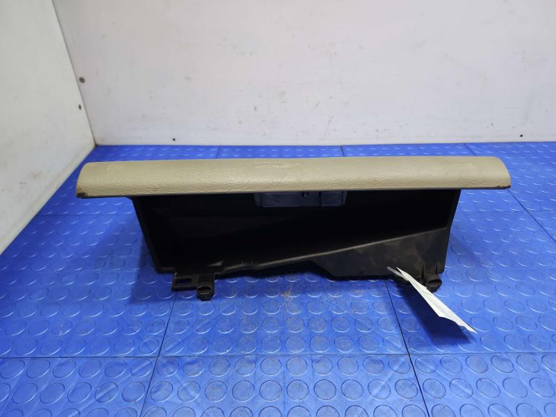 2002 Dodge Ram 1500 Glove Box