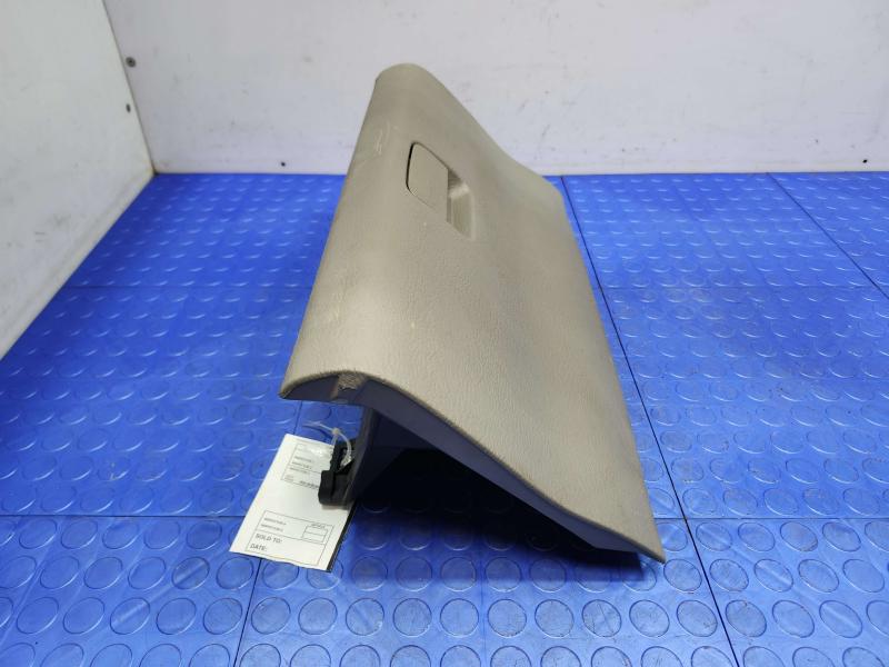 2002 Dodge Ram 1500 Glove Box