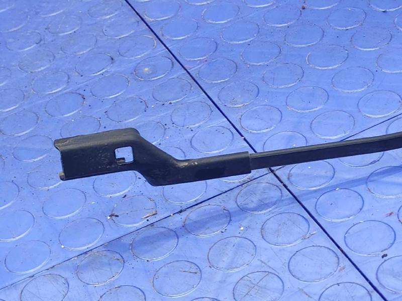 2015 Volkswagen Golf Wiper Arm