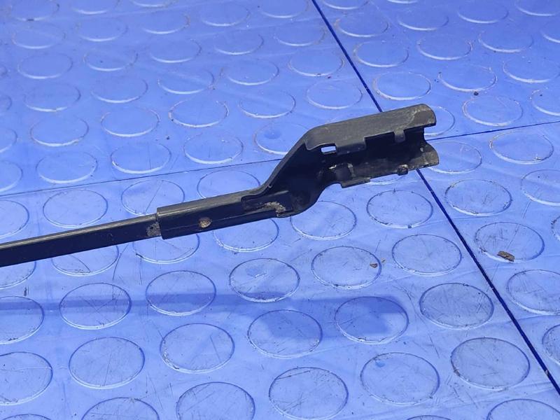 2015 Volkswagen Golf Wiper Arm