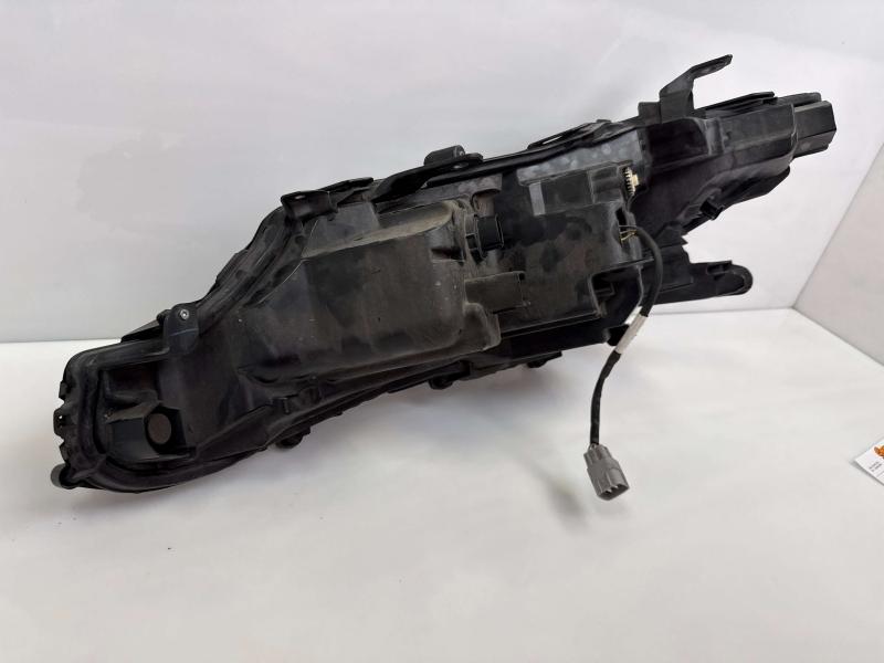 2018 Toyota Camry Headlamp Assembly