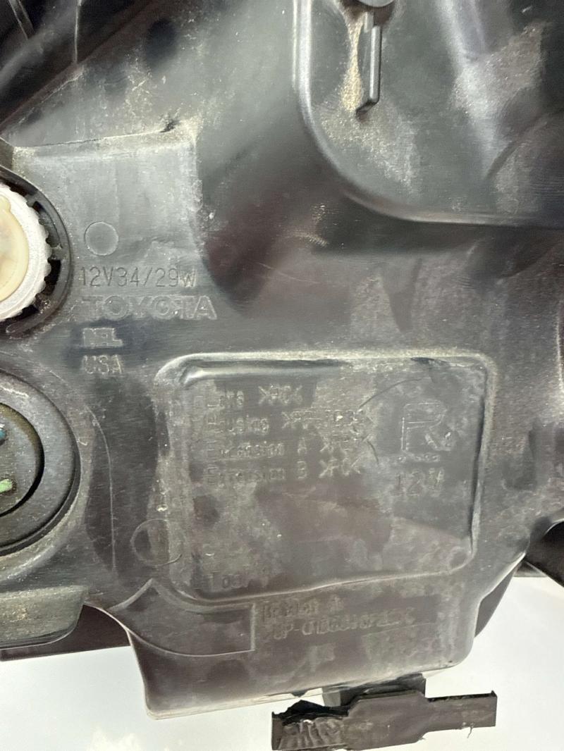 2018 Toyota Camry Headlamp Assembly