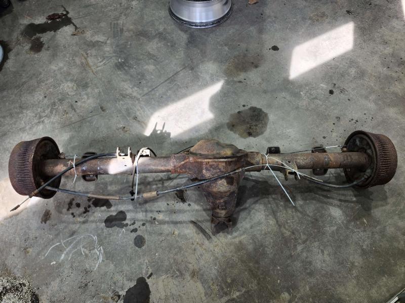 1997-1999 Dodge Dakota 4x4 Rear Axle Assembly 3.92 Ratio Genuine OEM 52069631