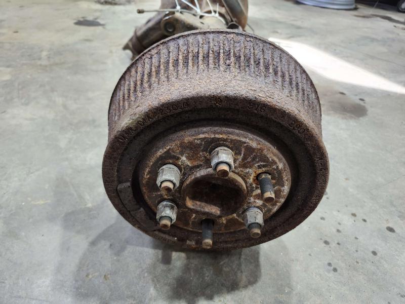 1997-1999 Dodge Dakota 4x4 Rear Axle Assembly 3.92 Ratio Genuine OEM 52069631