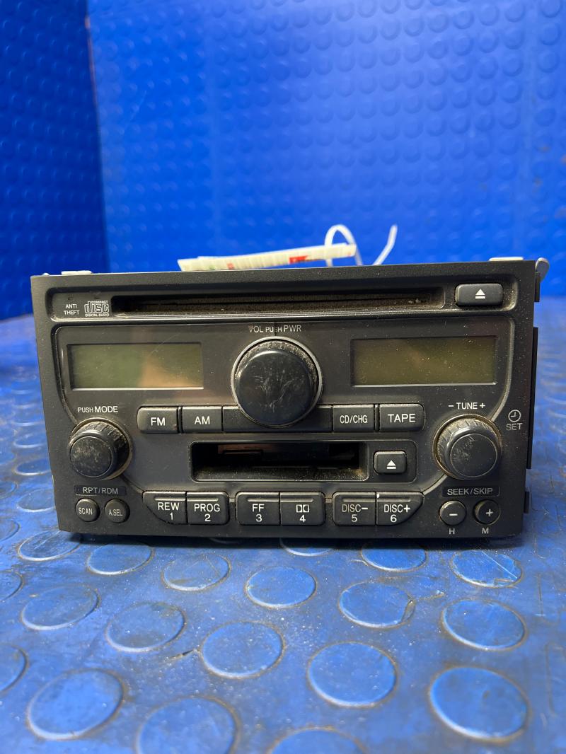 2003 - 2005 Honda Pilot Radio AM FM Cassette CD w/o Nav 1TV1 OEM