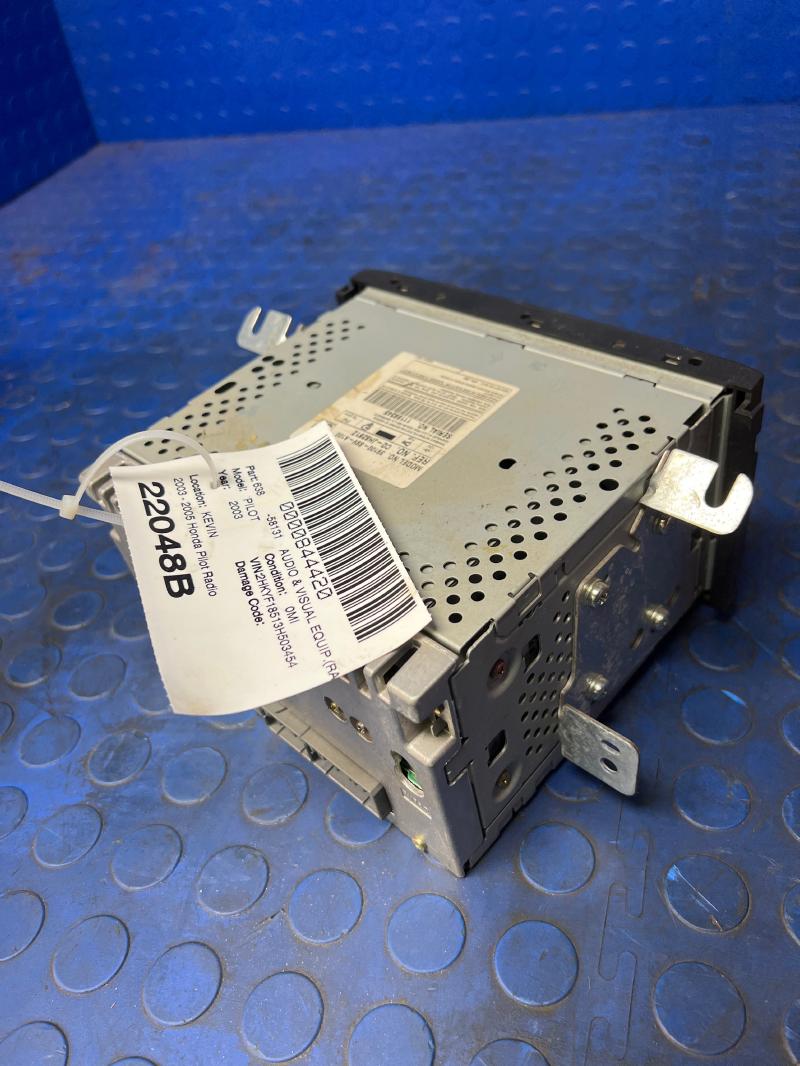 2003 - 2005 Honda Pilot Radio AM FM Cassette CD w/o Nav 1TV1 OEM