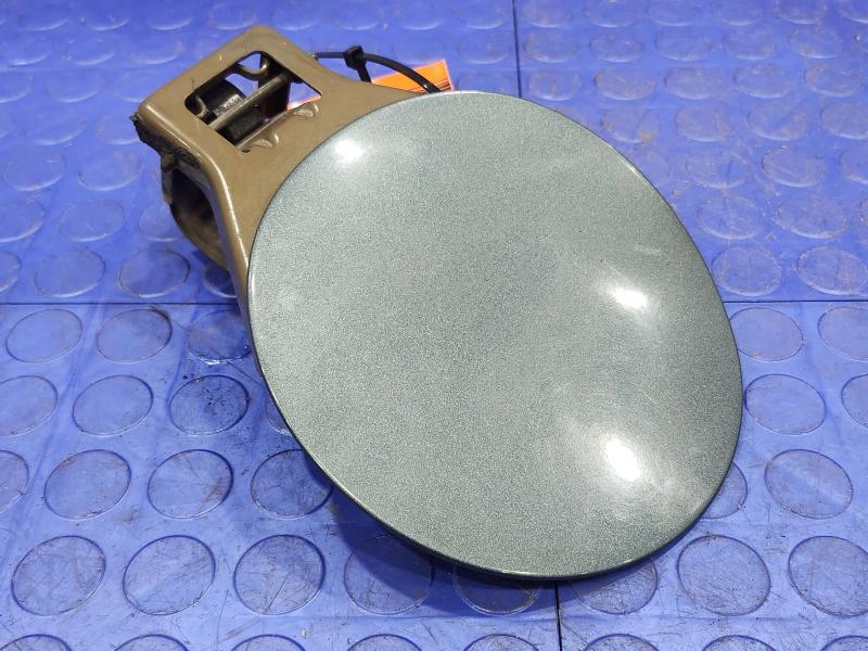 2009 Chevrolet Malibu Fuel Tank Door