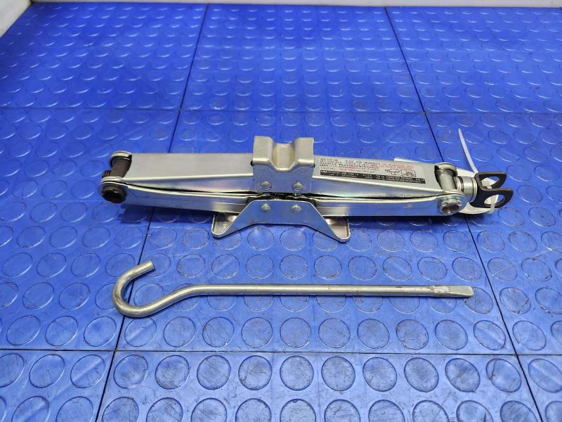 2016 Honda Fit Jack Assembly