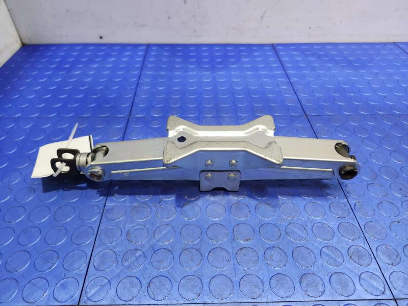 2016 Honda Fit Jack Assembly
