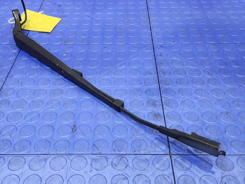 2007 Cadillac Escalade Windshield Wiper Arm Left Driver Side OEM 25872299