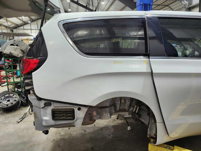 2021 Chrysler Voyager Quarter Panel
