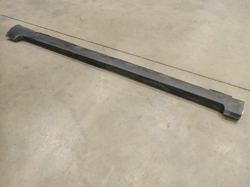 2006 Volkswagen Passat Rocker Moulding