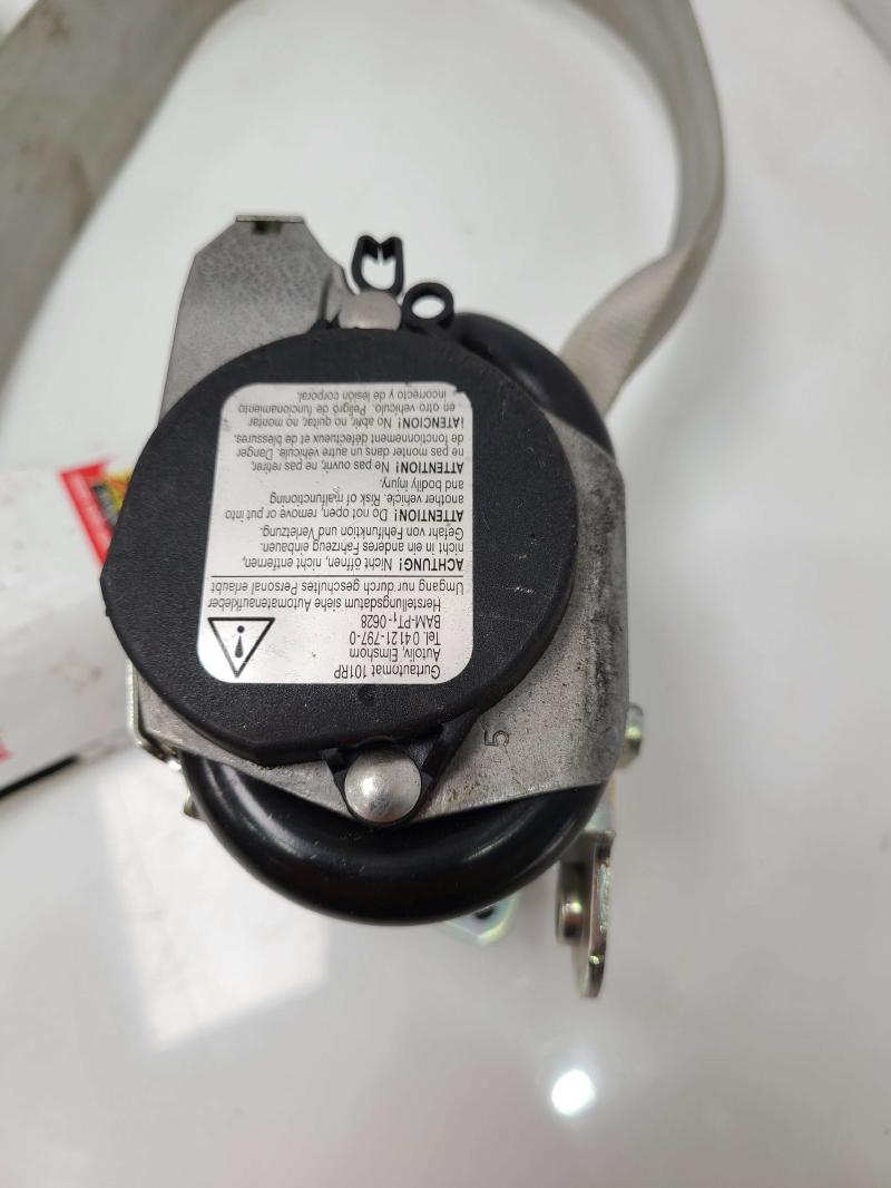 2007 Audi S6 Front Seat Belt
