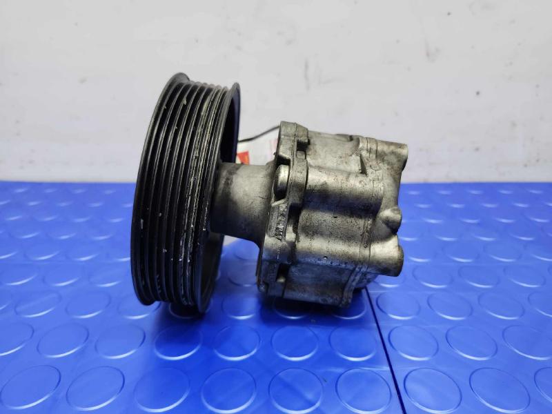 2011 Volkswagen Touareg Power Steering Pump/Motor