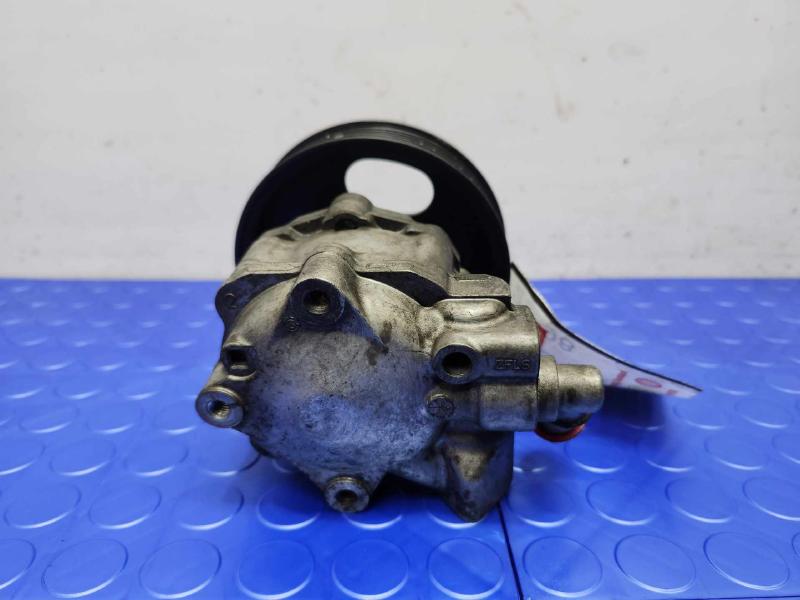 2011 Volkswagen Touareg Power Steering Pump/Motor