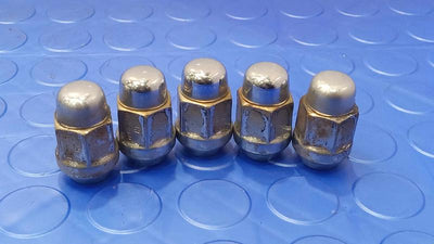 2008 Chevrolet Impala Lug Nuts