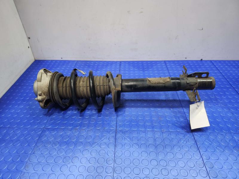 2018 Ram ProMaster Strut Assembly