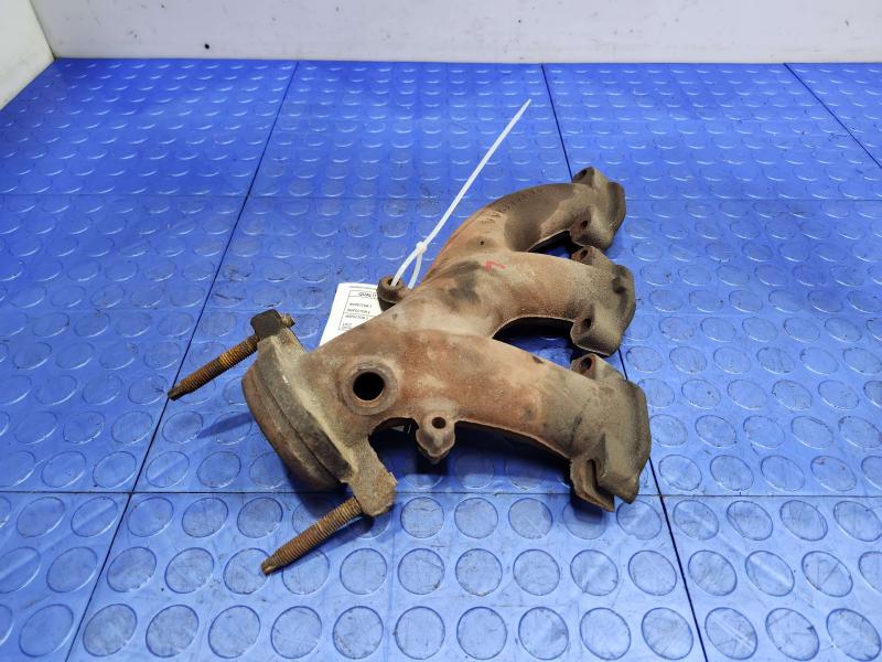 2010 Dodge Challenger Exhaust Manifold