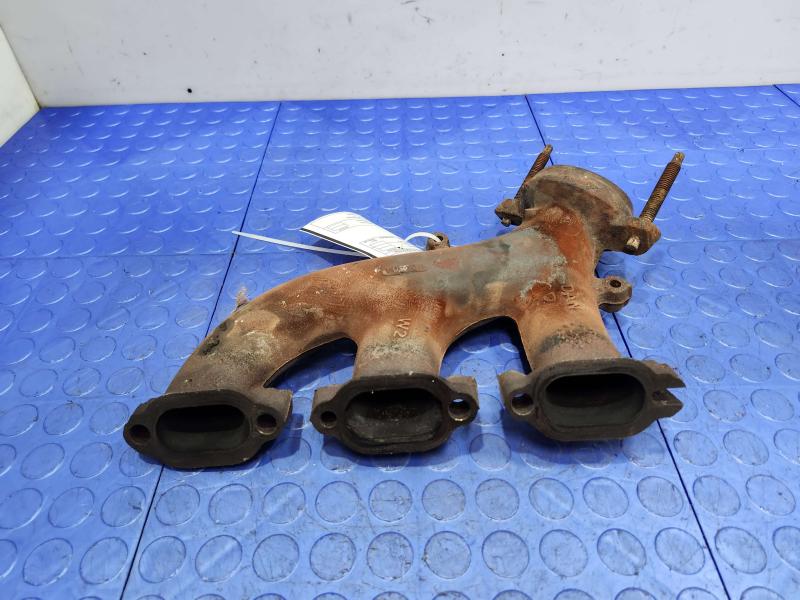 2010 Dodge Challenger Exhaust Manifold
