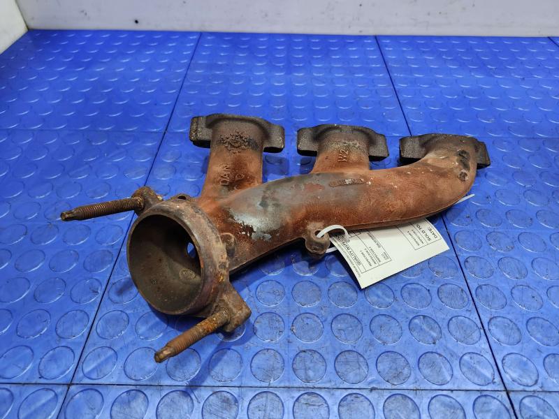 2010 Dodge Challenger Exhaust Manifold