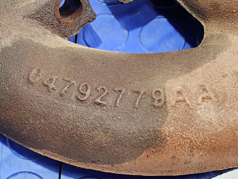 2010 Dodge Challenger Exhaust Manifold