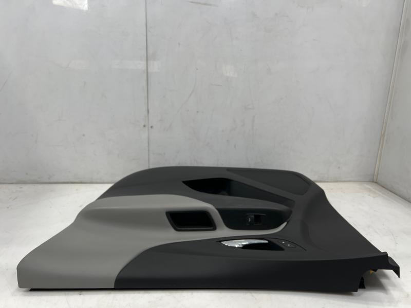 2018 Chevrolet Equinox Front Door Trim Panel