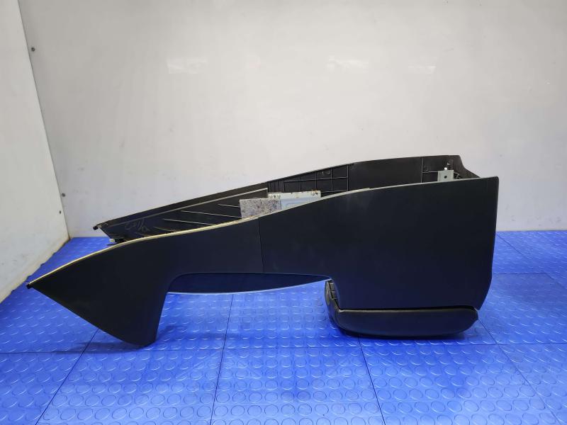 2013 Infiniti FX35 Front Console
