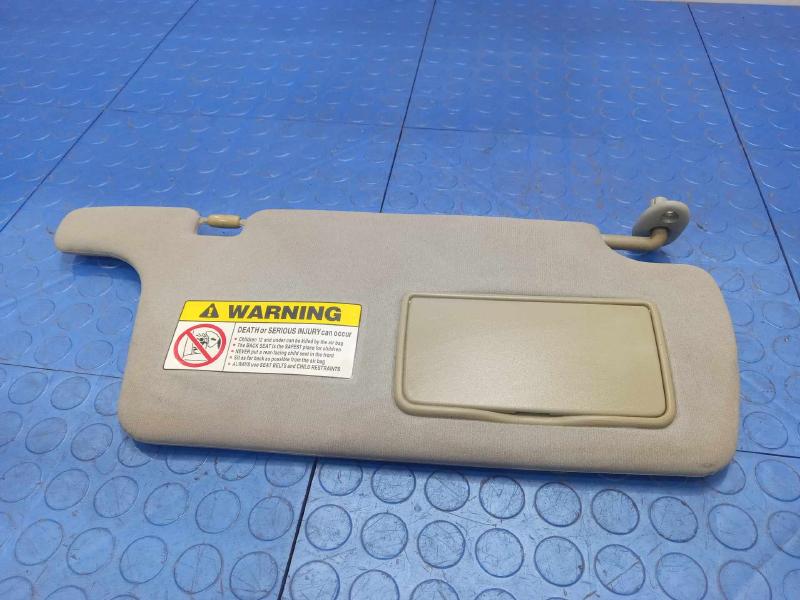 2001 Honda CR-V Sun Visor
