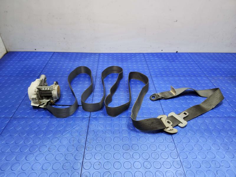2010 Toyota Prius Front Seat Belt