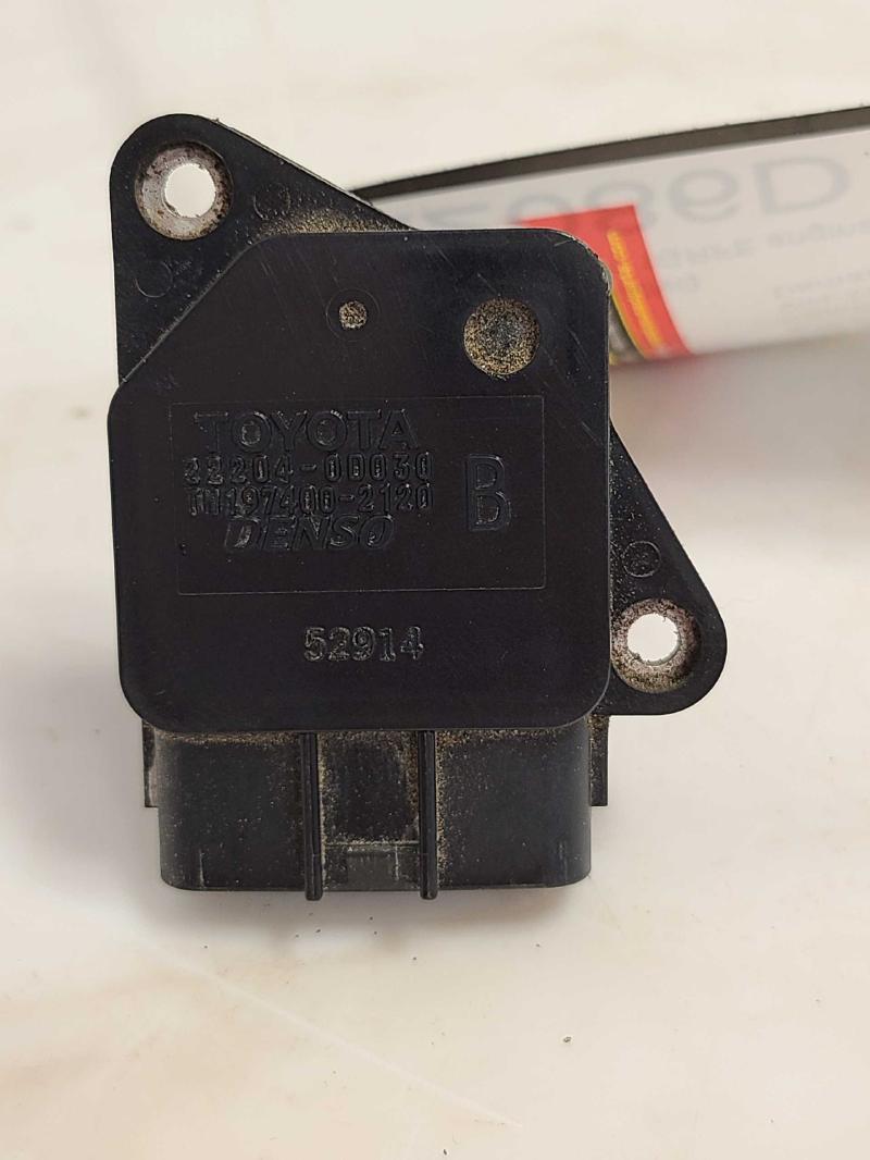 2006 Toyota Tacoma Air Flow Meter