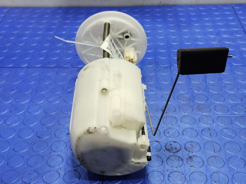 2017-2022 Mitsubishi Outlander Sport FWD Fuel Pump Assembly OEM 1760A353