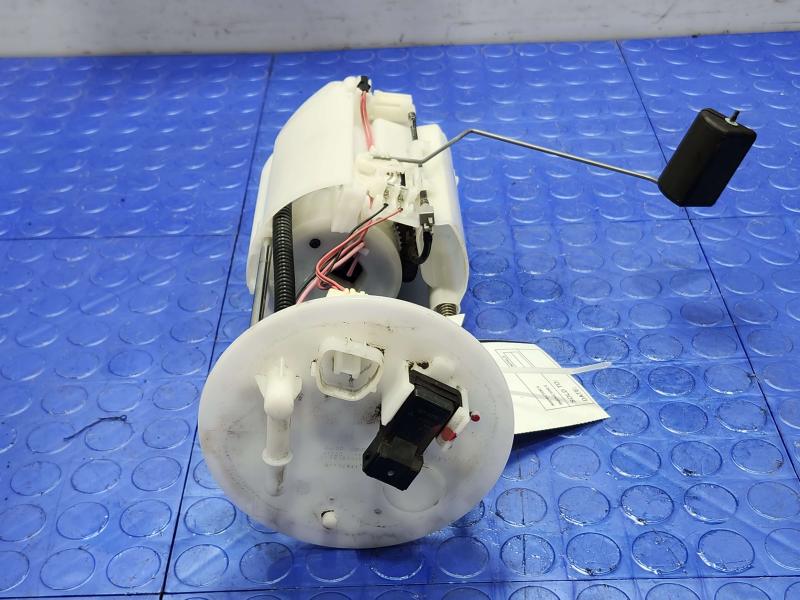 2017-2022 Mitsubishi Outlander Sport FWD Fuel Pump Assembly OEM 1760A353