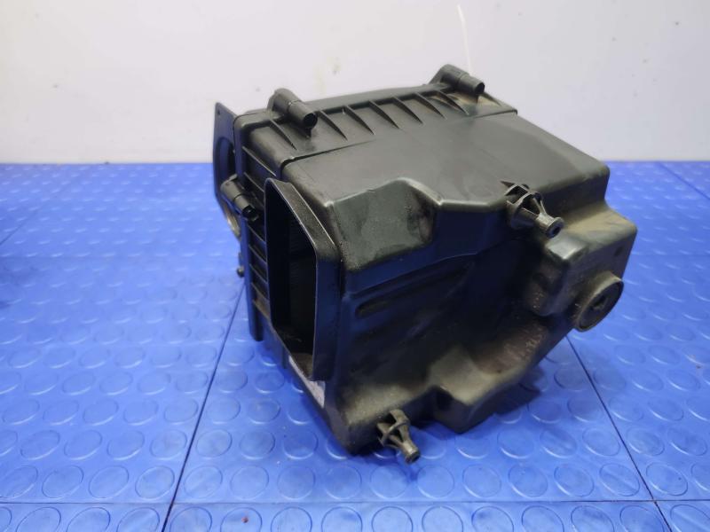 2017 Jaguar XE Air Cleaner