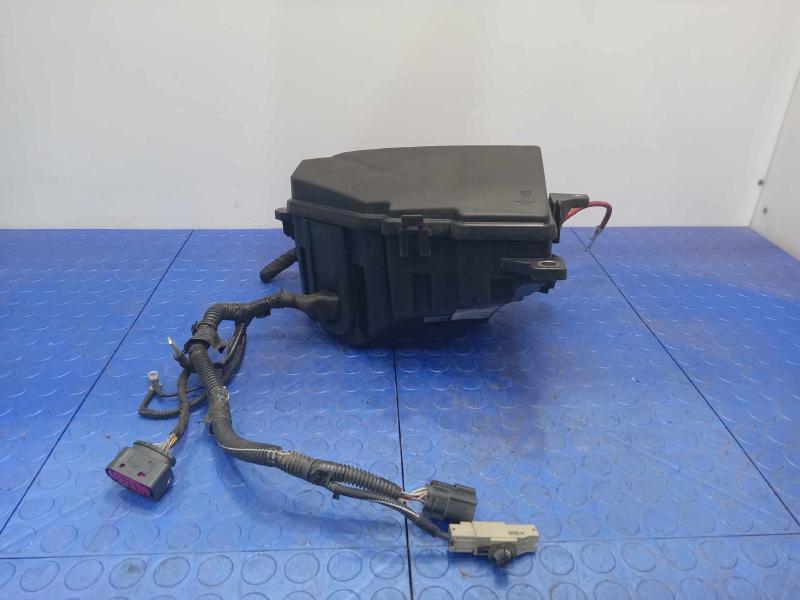 2016-2023 Volvo XC90 Engine Fuse Box Relay Junction Block Assembly OEM 313980021 313980039