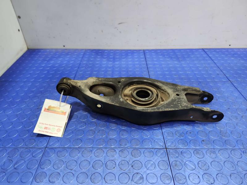 2010 Dodge Challenger Lower Control Arm Rr