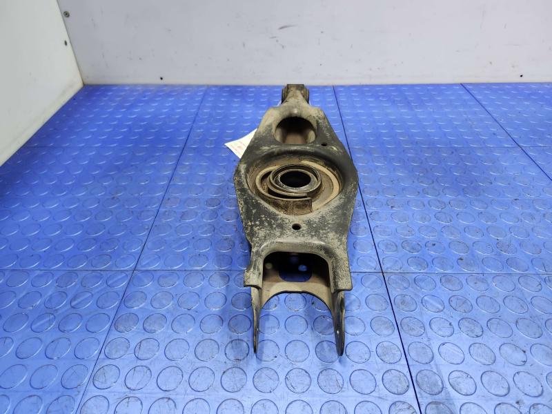 2010 Dodge Challenger Lower Control Arm Rr