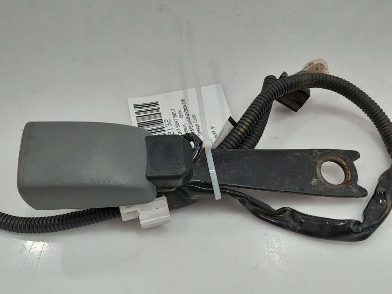 2005 Toyota Tacoma Front Seat Belt