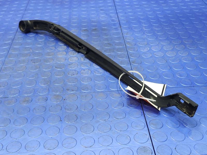 2016 Chevrolet Silverado 1500 Wiper Arm