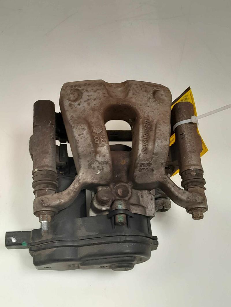 2015 Jeep Cherokee Caliper