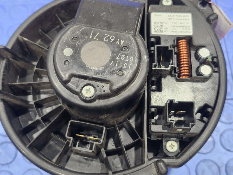 2017 Chrysler 200 Blower Motor