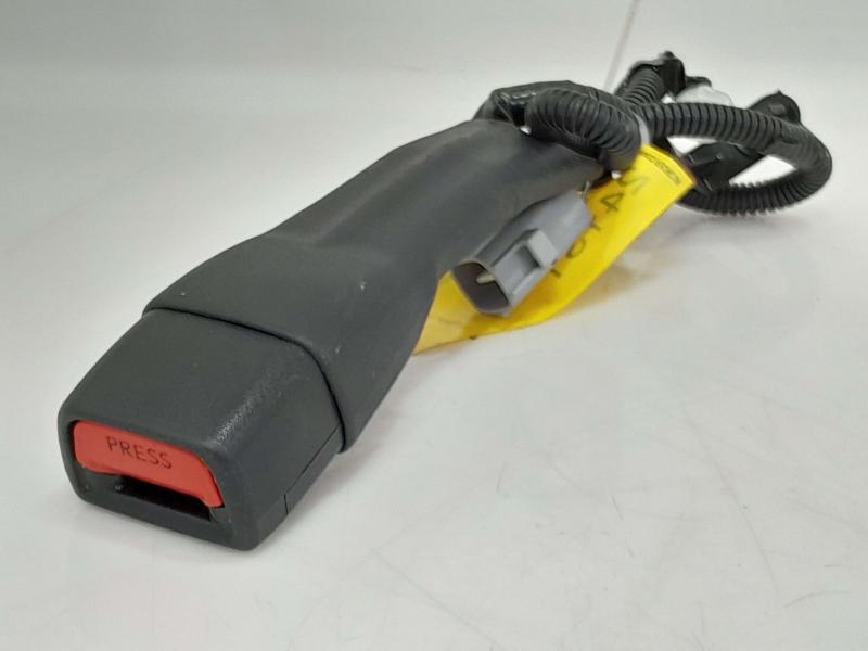2018 Toyota Prius Front Seat Belt