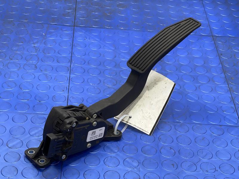 2011 GMC Canyon Pedal Assembly