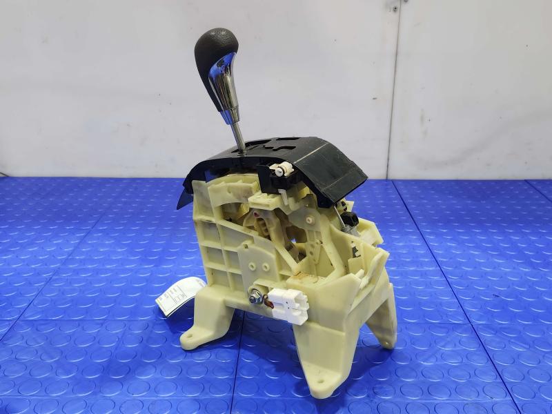 2011 Kia Sorento Floor Shifter
