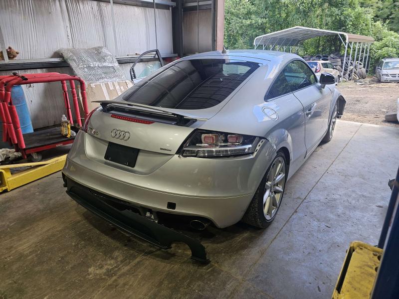 2012 Audi TT Lug Nuts