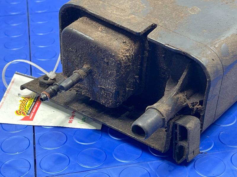 2003 Chevrolet Silverado 2500 Evaporator Canister