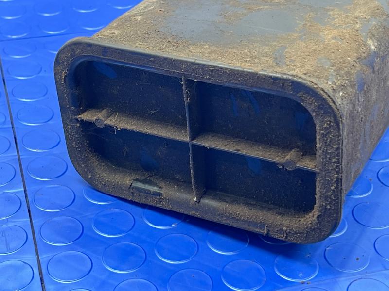 2003 Chevrolet Silverado 2500 Evaporator Canister