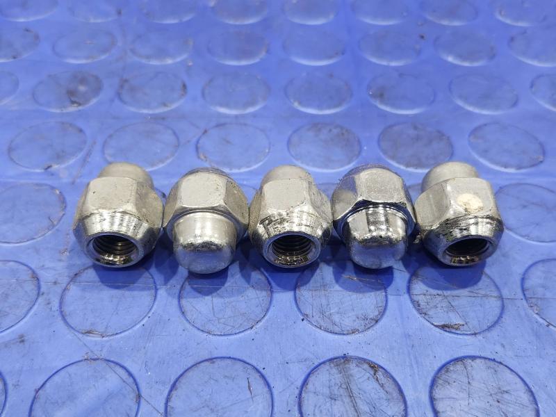2022 Hyundai Sonata Lug Nuts