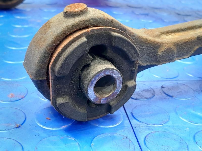 2015 Dodge Charger Upper Control Arm Front