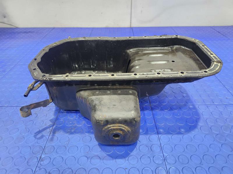 1992 Isuzu NPR Oil Pan