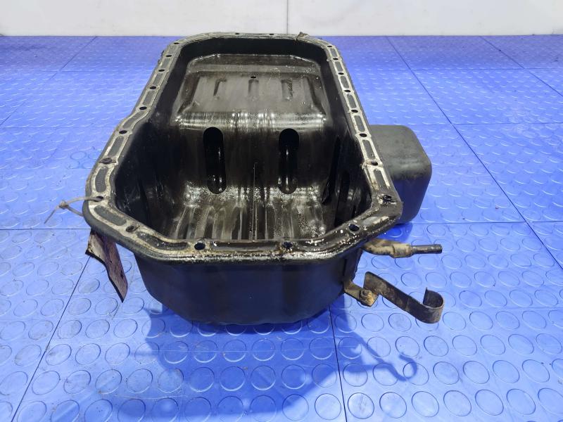 1992 Isuzu NPR Oil Pan